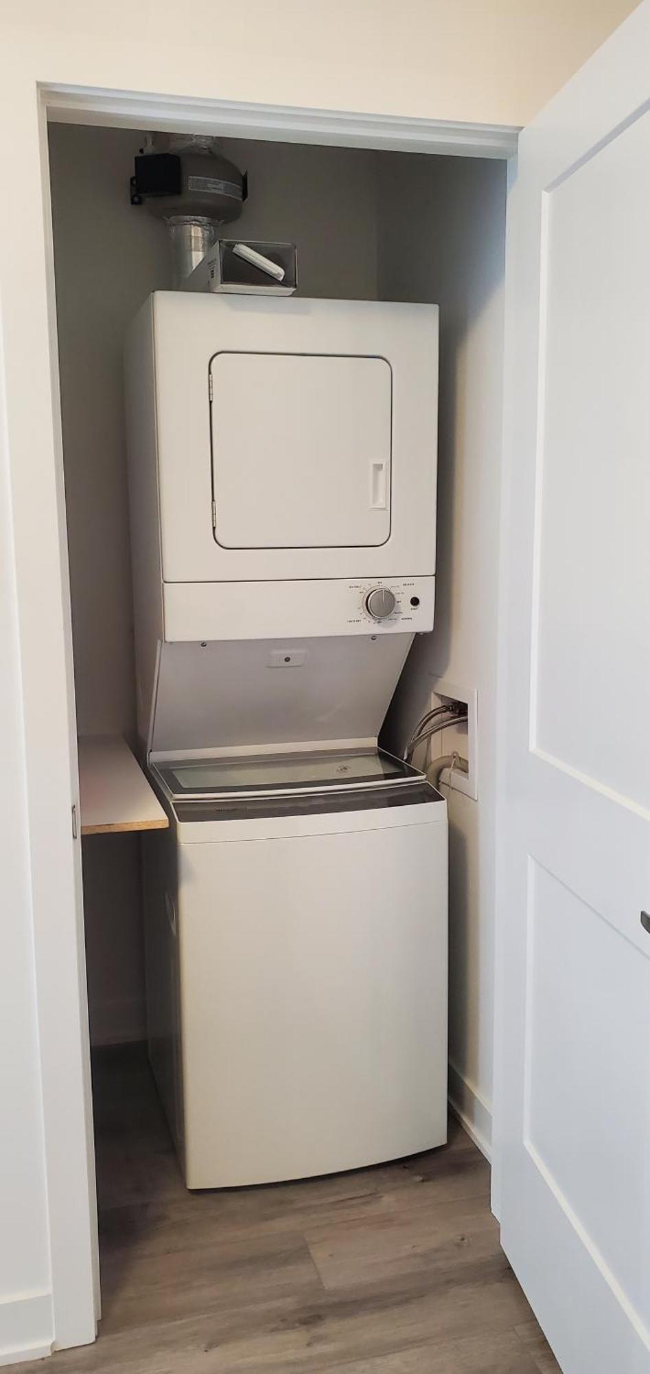 Appartement 1 Bedroom With Balcony Erb St *